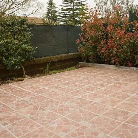 House 39 * Capranica